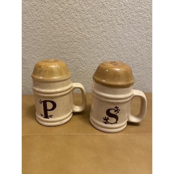 Vintage Trends Inc Taiwan Salt & Pepper Shakers Retro Kitchen - Picture 1 of 9